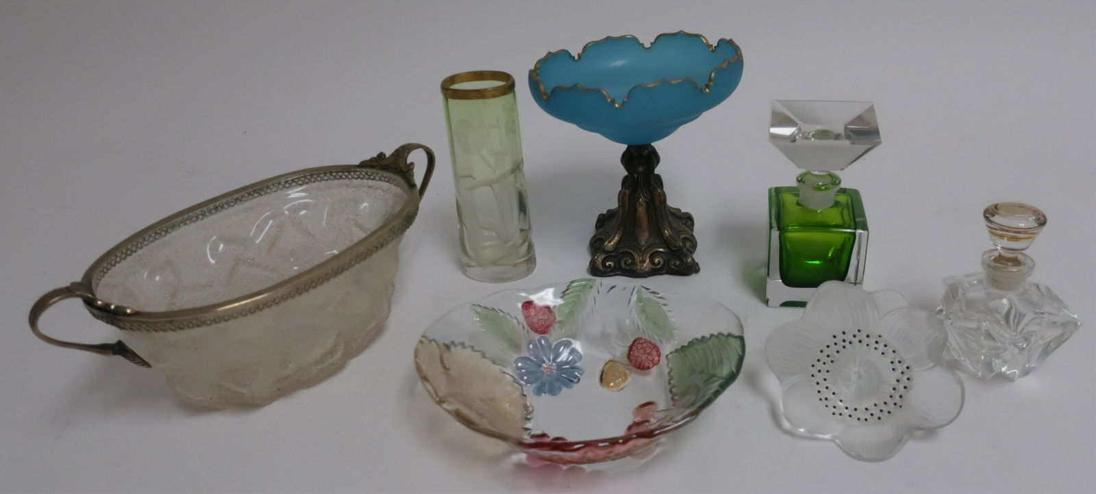 7 Various Small Glass Items (1 of 2)