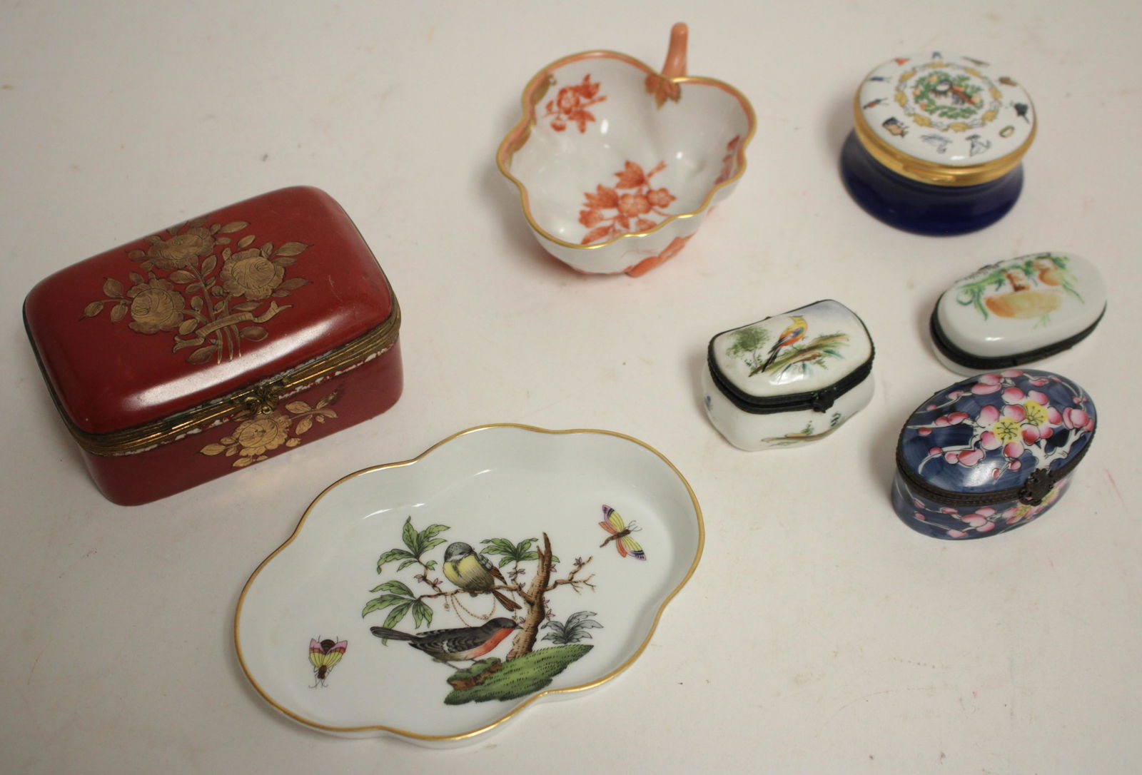 7 Enameled Lidded Boxes, Small Dishes Collectibles (1 of 4)