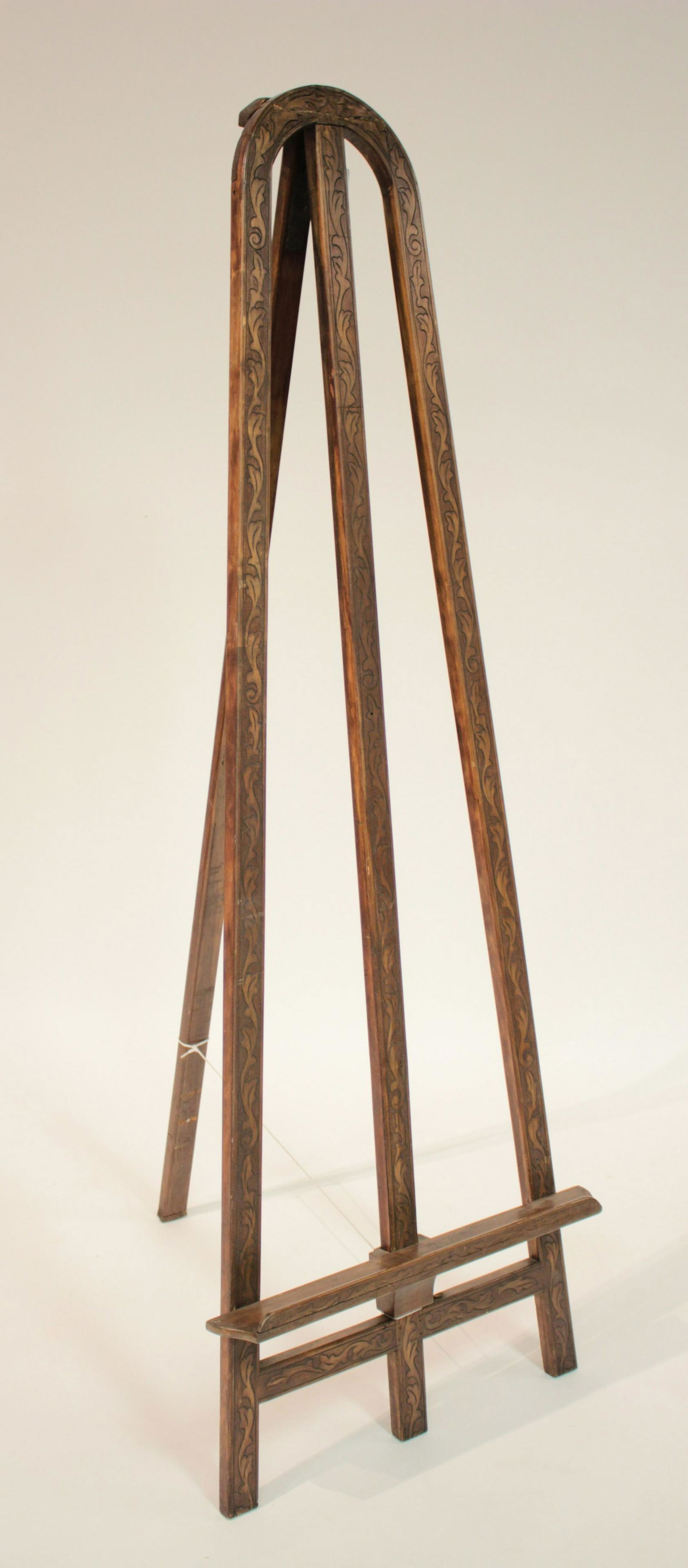 Tall Wood Carved Easel (1 of 2)