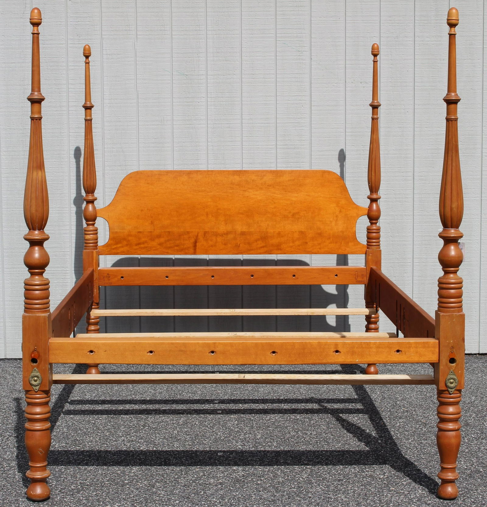 Leonards Sheraton Cherry Tall Post Queen Bed: Leonards Sheraton Cherry Wood Turned and Reed Carved Tall Post Queen Bed, c.1820, headboard and side rails and finials later, light maple finish with acorn finials, fits a standard queen box spring an