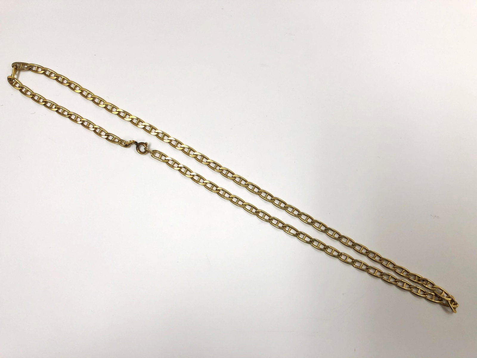 Gucci Style Link Chain Necklace: Marked 105 AR, 750. 20" long. 22 grams Property from the Estate of Edward Bazinet (EBAZ667)(EL)