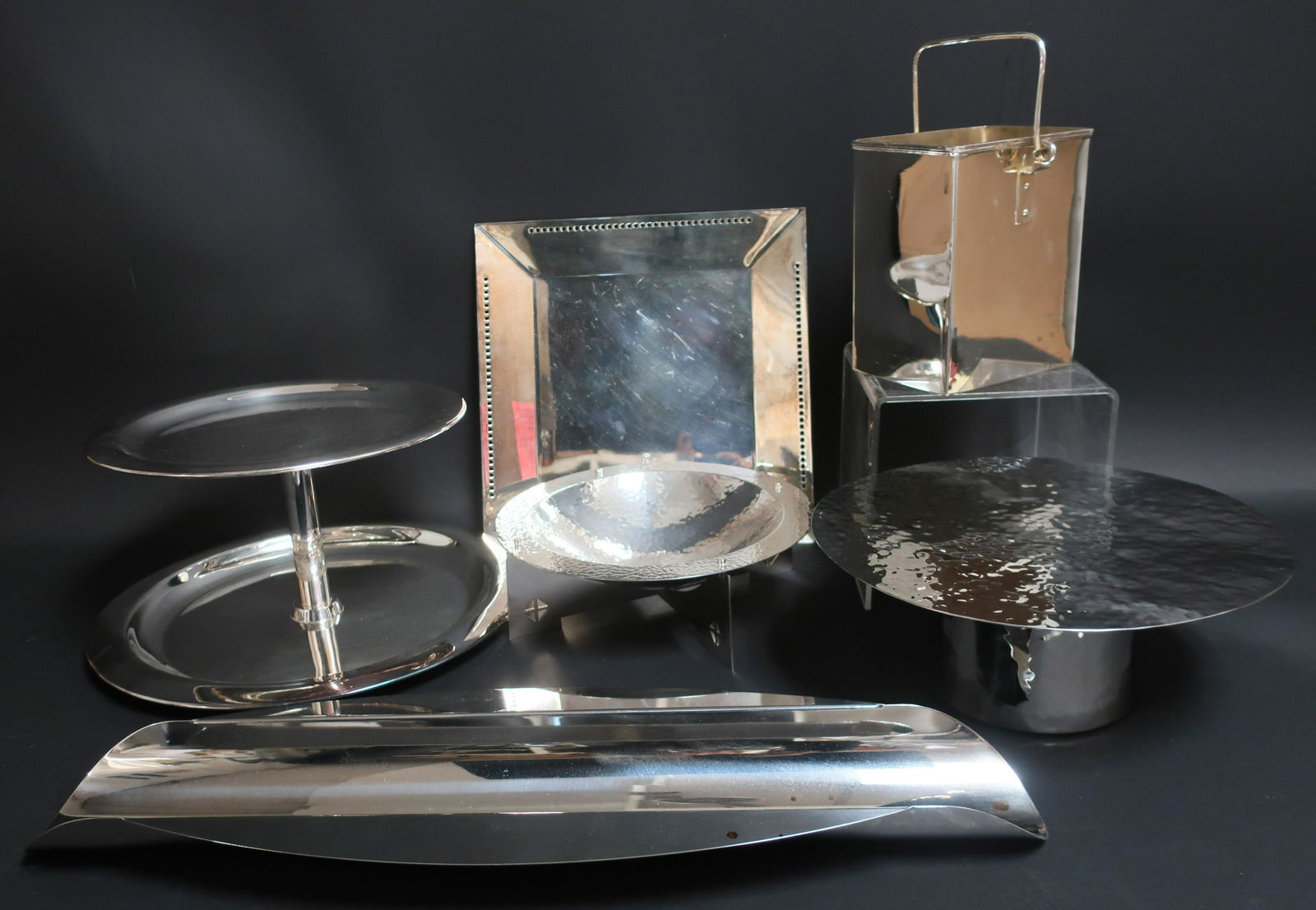 6 Large Modern Silverplate Items (1 of 7)