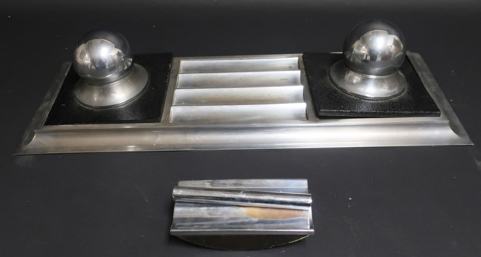Art Deco Chrome & Lacquer Inkwell & Blotter (1 of 5)