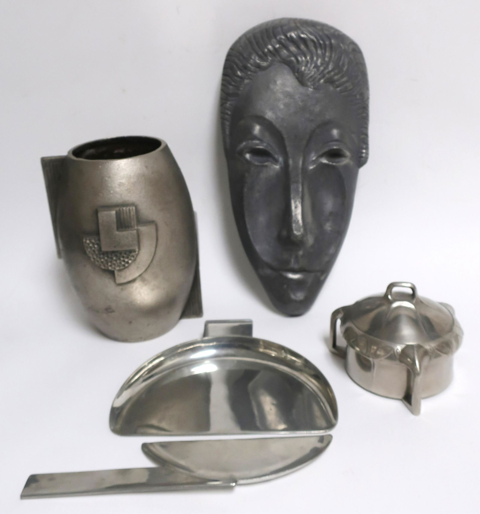 4 Art Deco Cast Metal Objects (1 of 7)