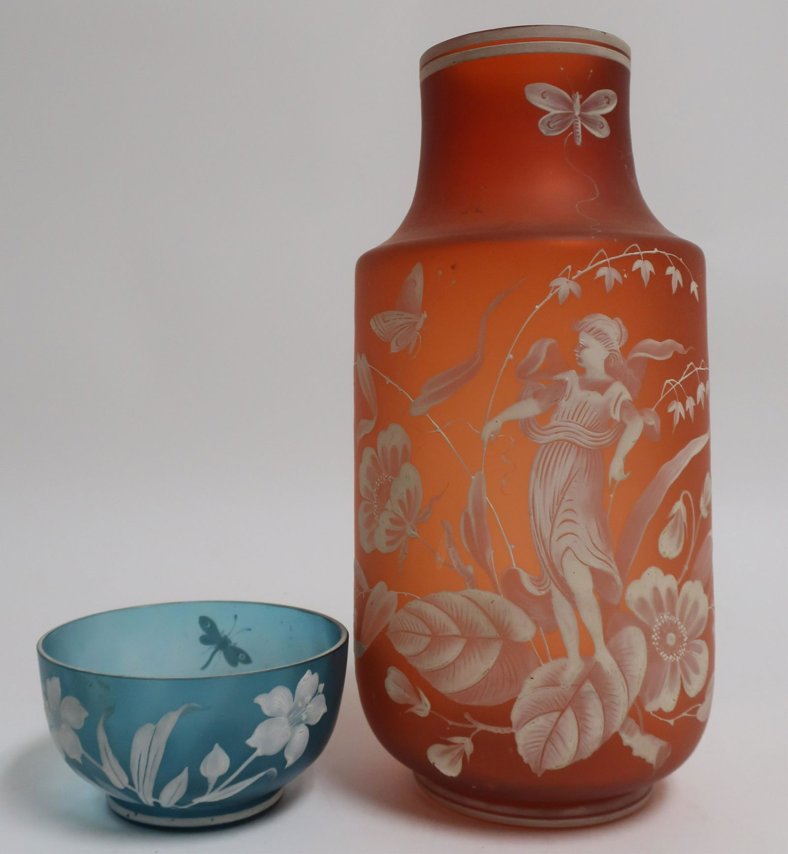 2 Art Glass Cameo Glass Vases (1 of 8)