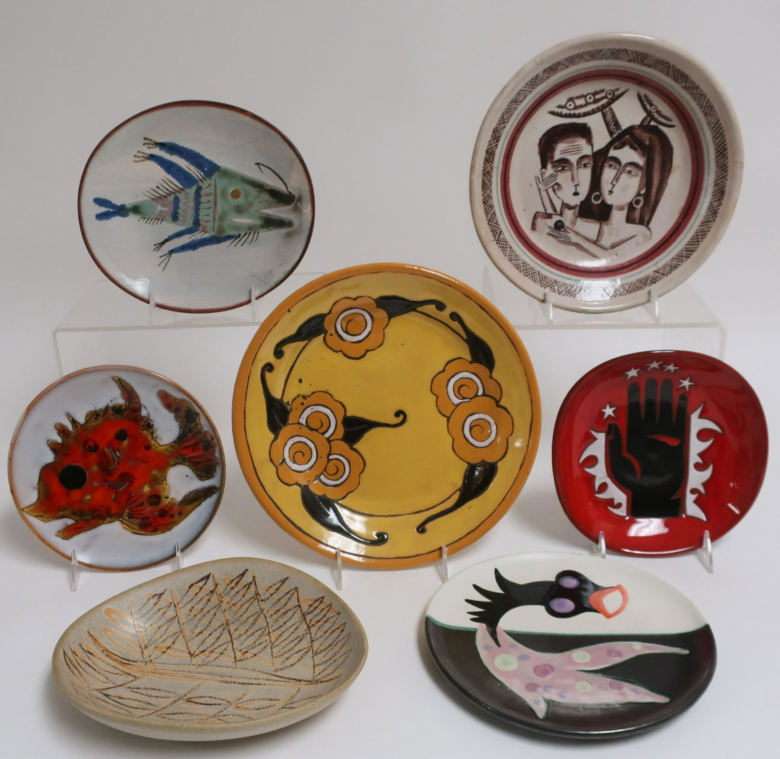7 French and Continental Art Pottery Plates (1 of 7)