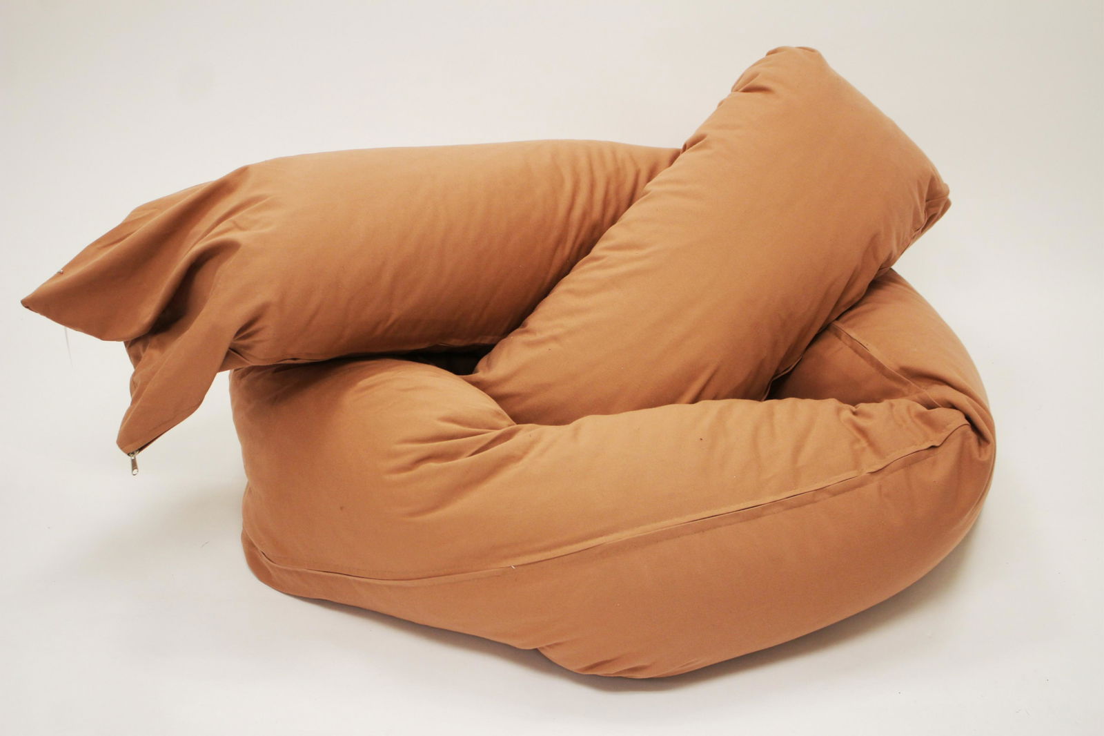 Pretzel Lounge Chair, slip covered pillow (1 of 2)