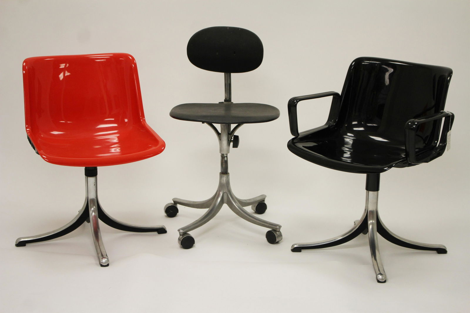Joren Rasmussen, Osvaldo Borsani Office Chairs (1 of 5)