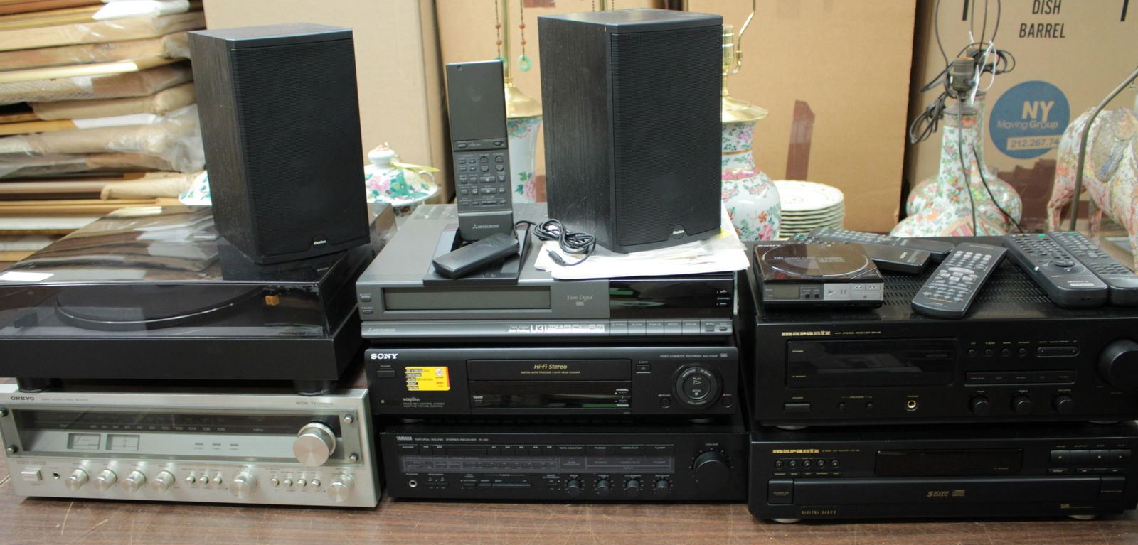 Home Stereo Receivers / Components (1 of 4)