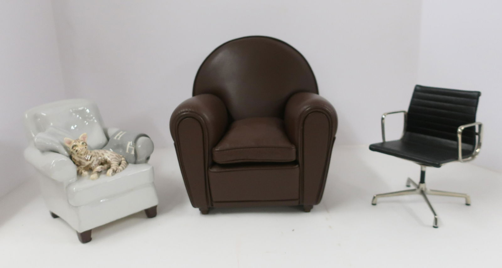 3 Miniature Chairs, incl. Poltrona Frau (1 of 1)