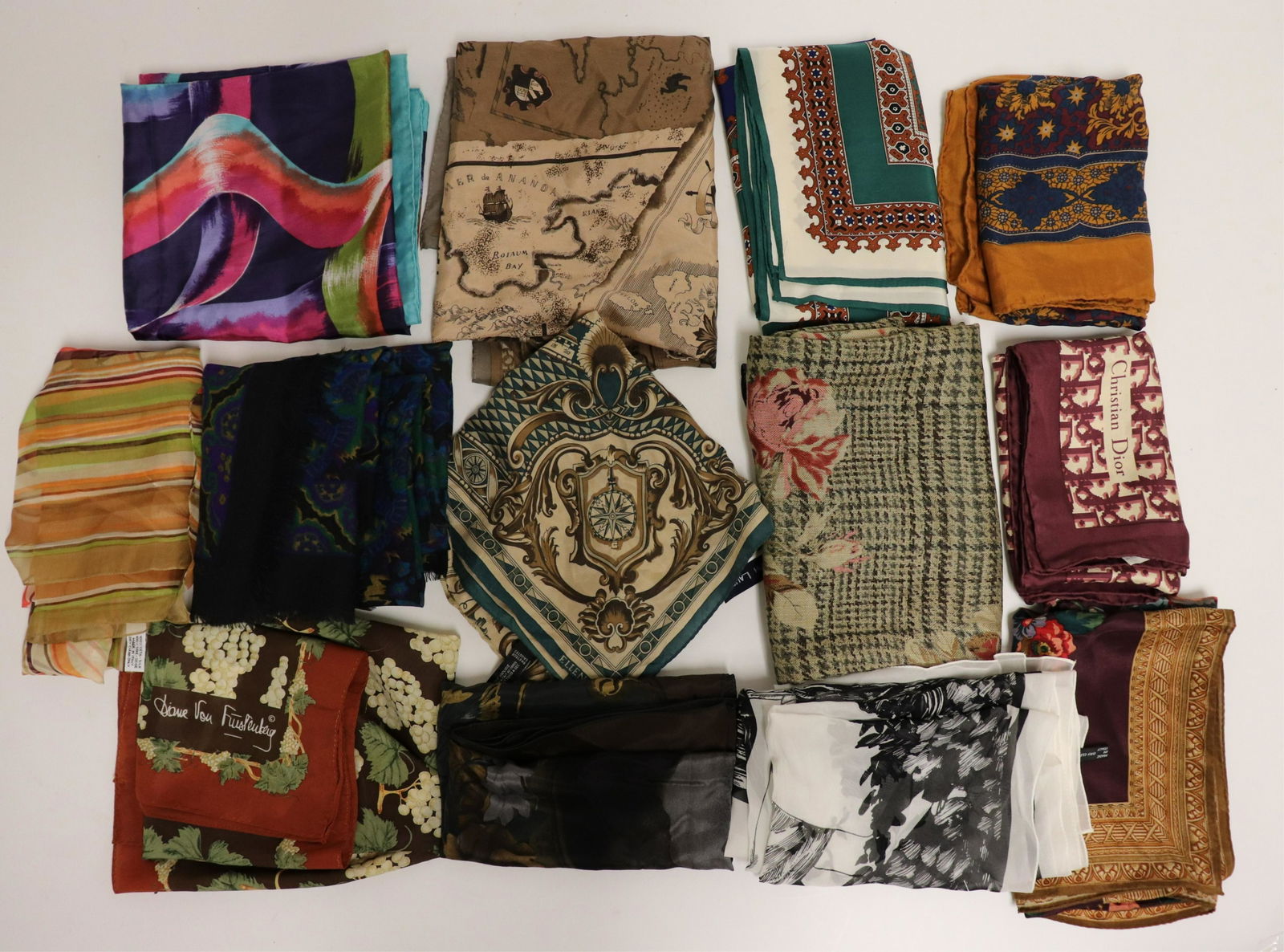 Ginnie hotsell johansen scarf