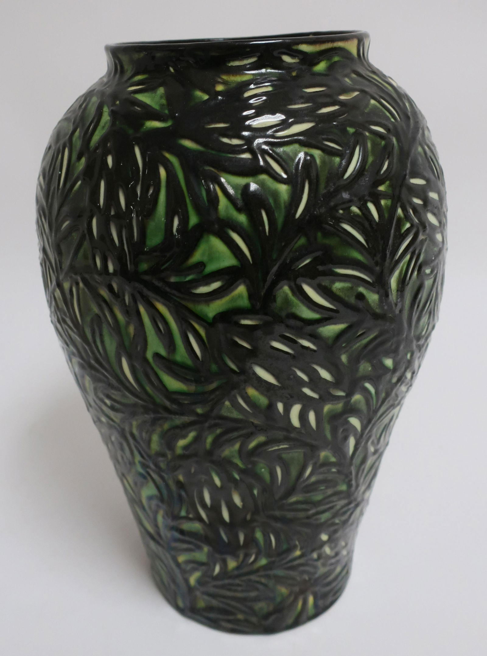 Max Laeuge, Jugendstil Black & Green Vase (1 of 5)