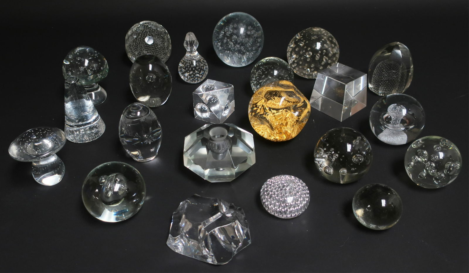 Clear Glass Paperweights, Addition (1 of 7)