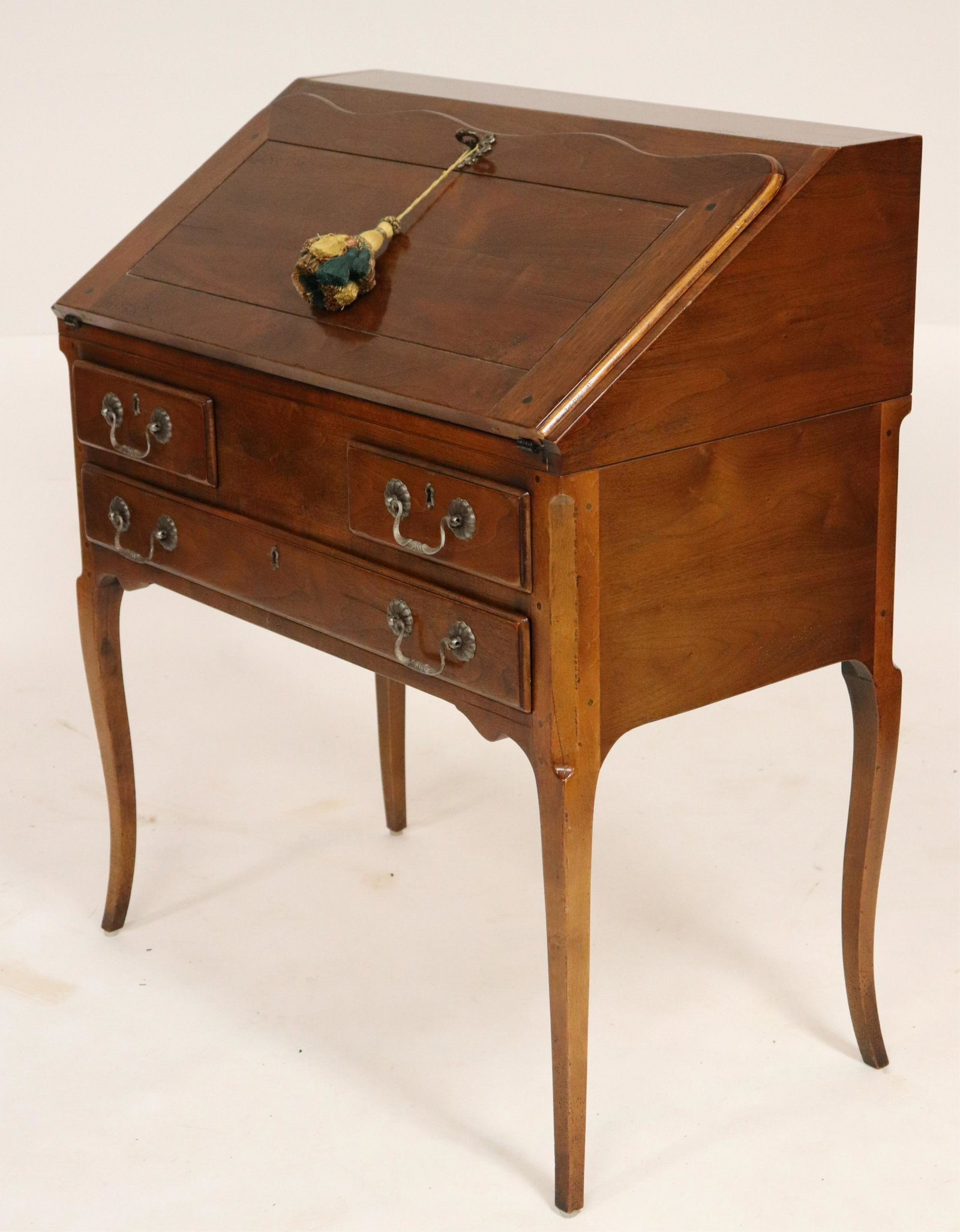 Pierre Deux French Walnut Secretary: French Country Style "Pierre Deux" Walnut Slant Front Secretary Desk by Henredon, Late 20th, interior with fitted compartments (SSWA2639)(MM) Dimensions: 37"H x 32"W x 18"D