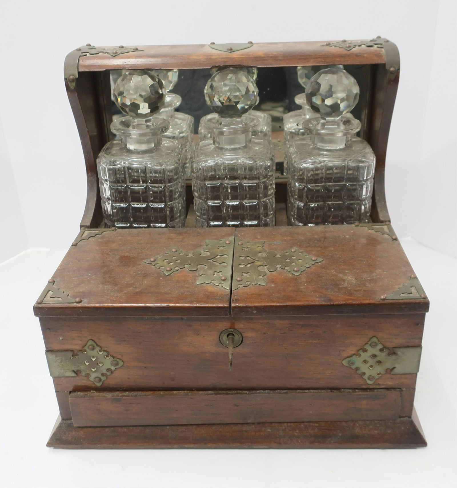 Brass Mounted Oak Tantalus (1 of 2)