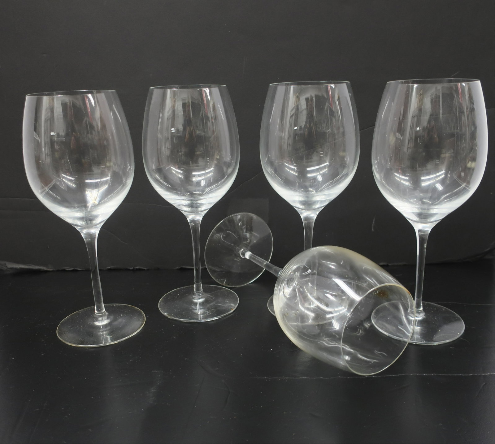 5 Orrefors Large Clear Red Wine Glasses: 5 Orrefors Large Clear Red Wine Glasses (5 pc.) Dimensions: 9" H (ABAU3344/5)(WT)