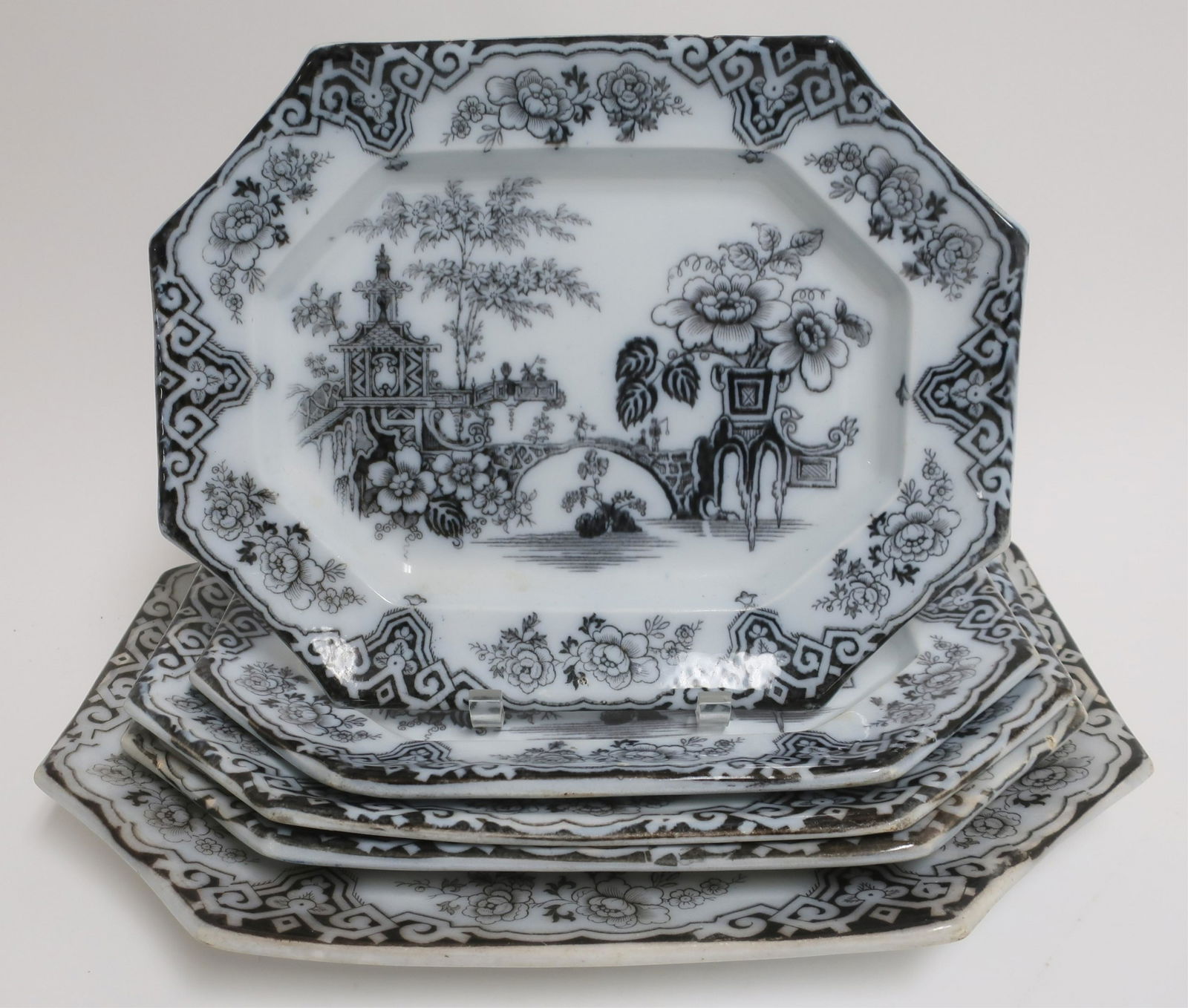 5 Mulberry Bochara Octagonal Platters, 19th C. (1 of 3)