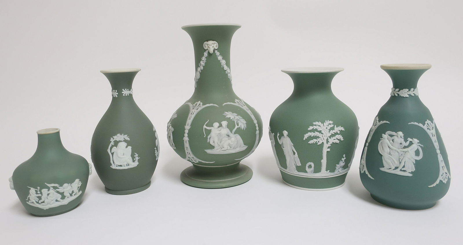 5 Wedgwood Green Jasper Dip Vases (1 of 4)