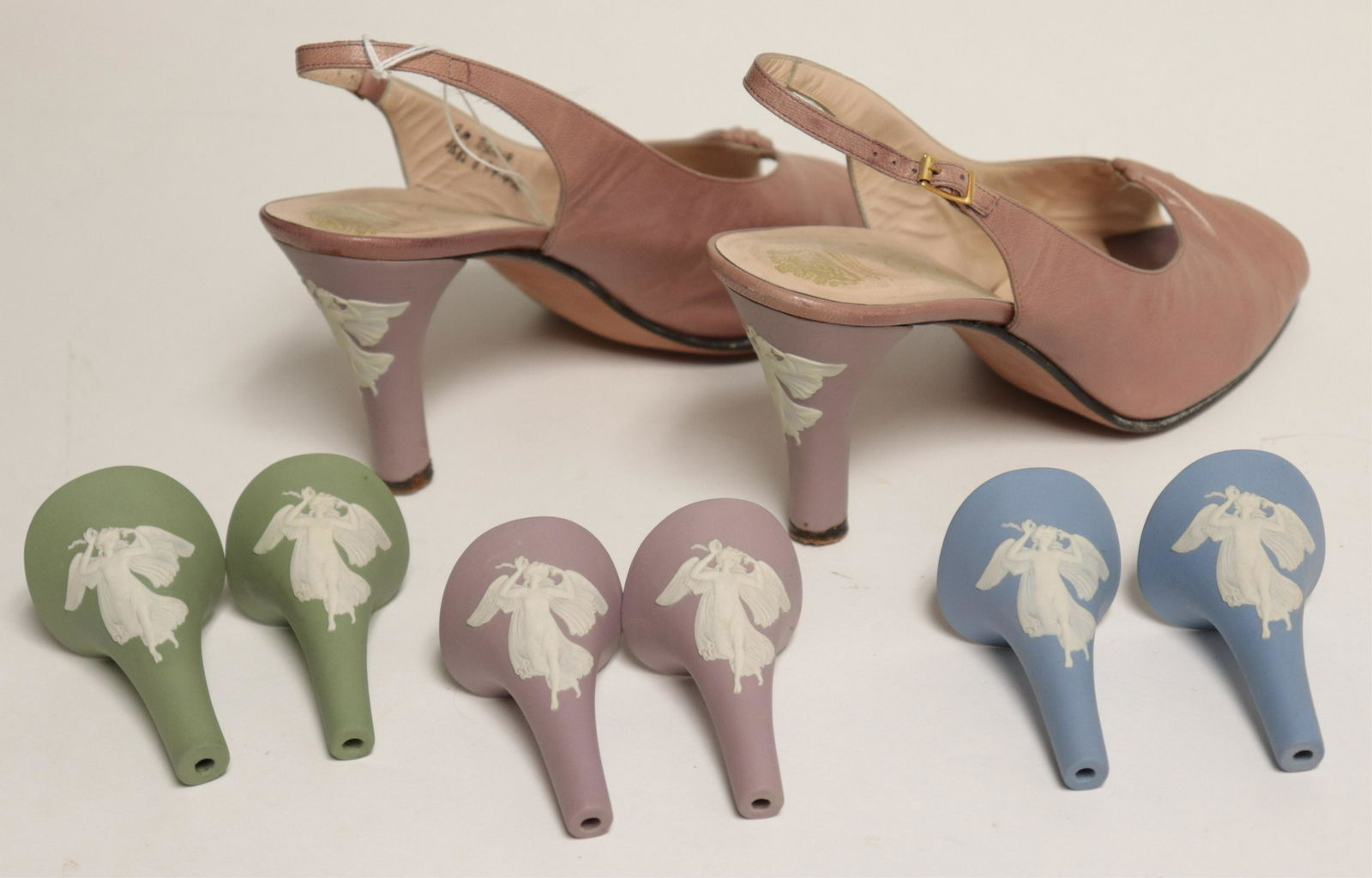 Pr Rayne Shoes, Wedgwood Jasperware Heels Size 9m (1 of 5)