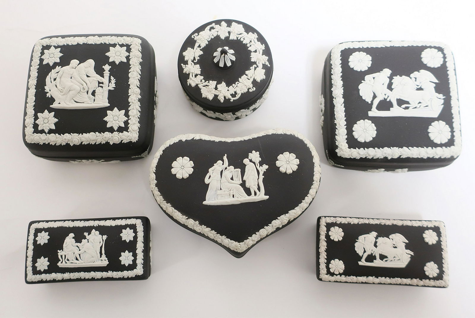 6 Black Basalt Wedgwood Boxes (1 of 5)