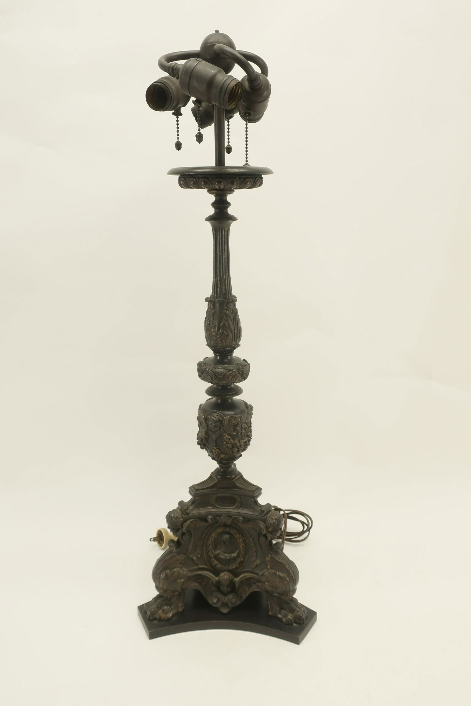 3-Light Ornate Symbolized Motif Table Lamp (1 of 5)