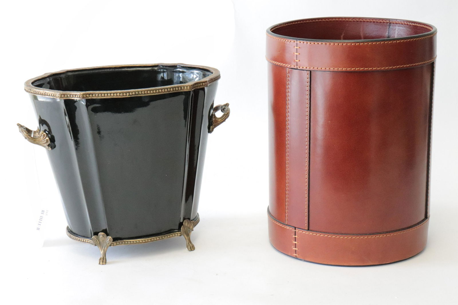 2 Waste Baskets (1 of 7)