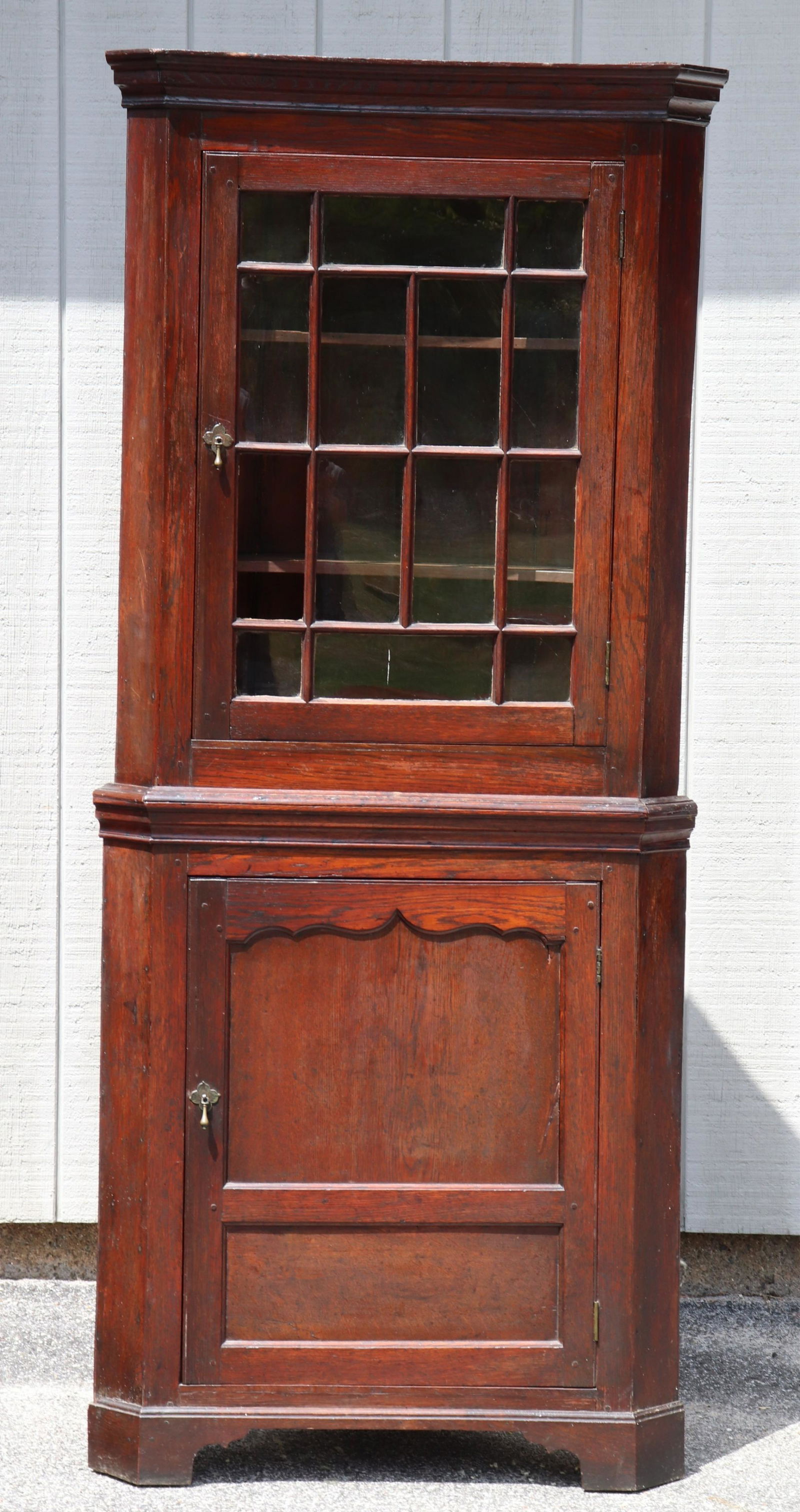 English Oak Corner Cupboard, L. 18th C. (1 of 7)