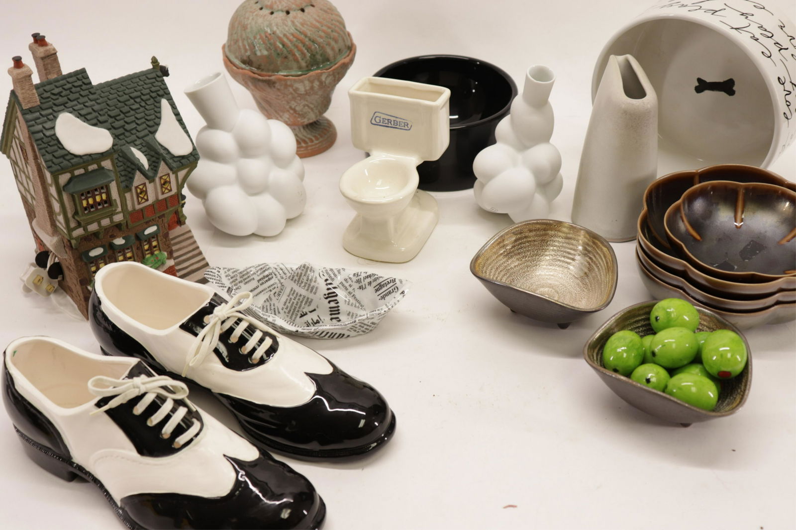 Group of Pottery & Porcelain (1 of 8)