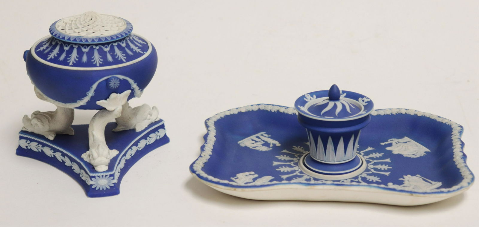 Wedgwood Blue Jasper Dip Ink Stand & Incense (1 of 12)