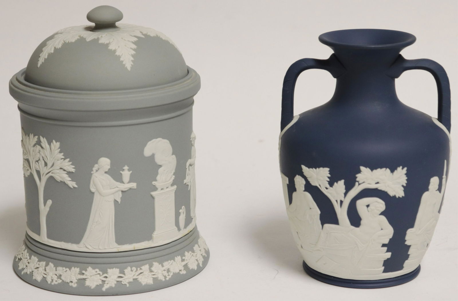 Wedgwood Dark Blue Portland Vase & Tobacco Jar (1 of 7)