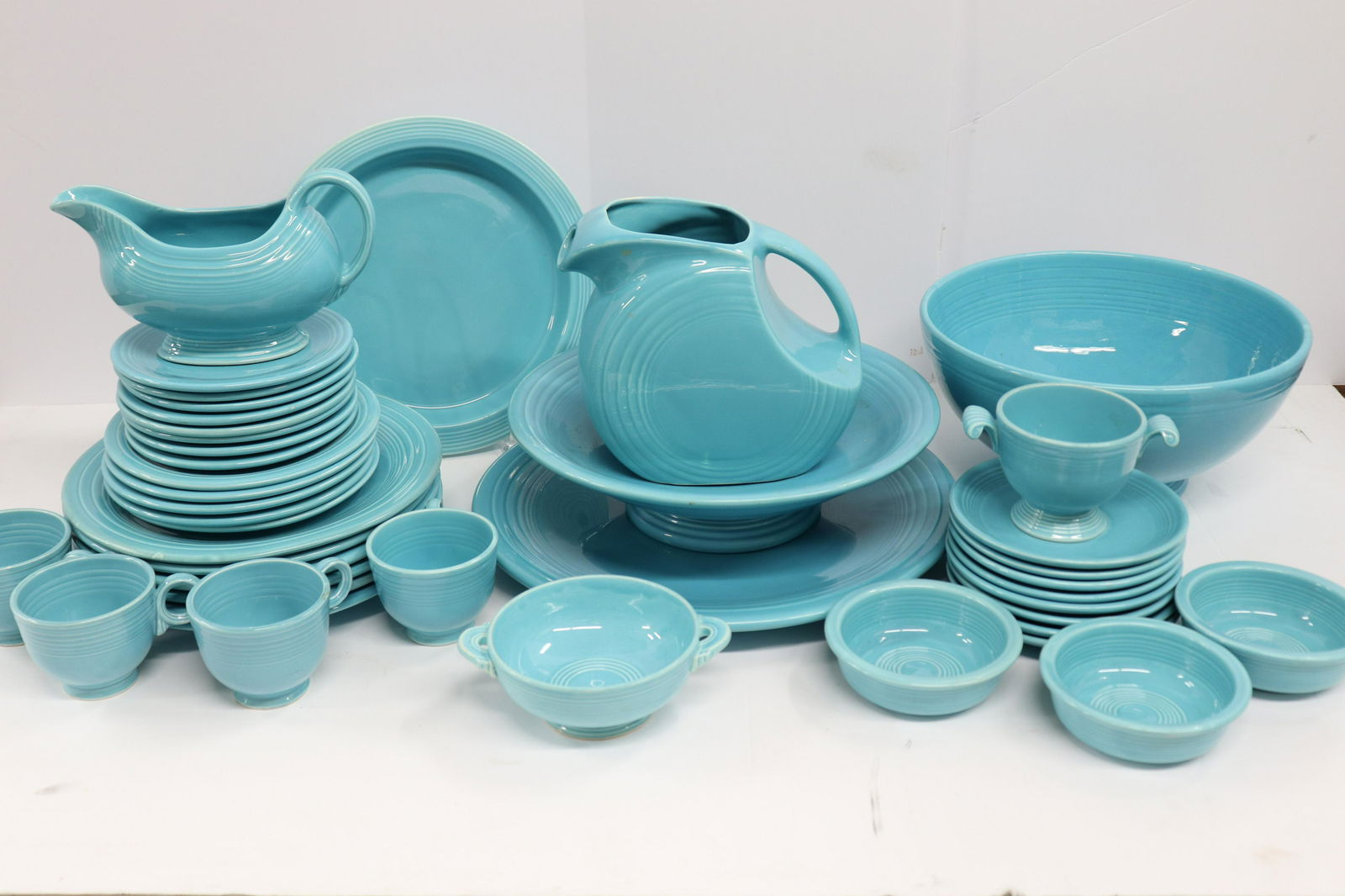 Collection of Turquoise Fiesta Ware (1 of 5)