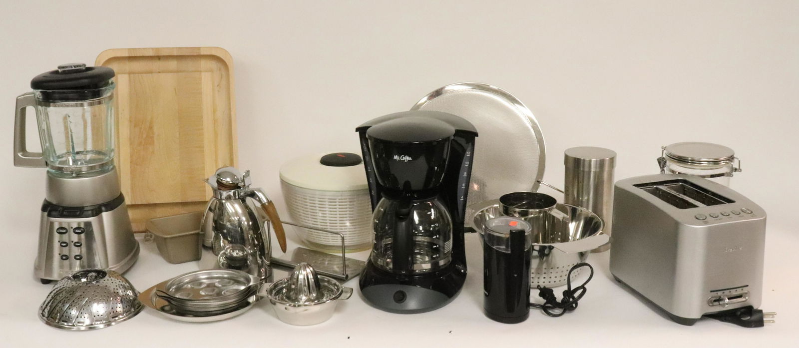 Countertop Kitchen Appliances & Wares (1 of 4)