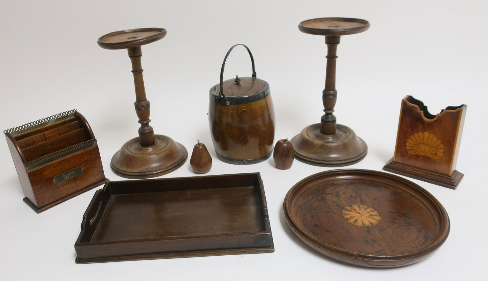 Group Treen Objects (1 of 5)