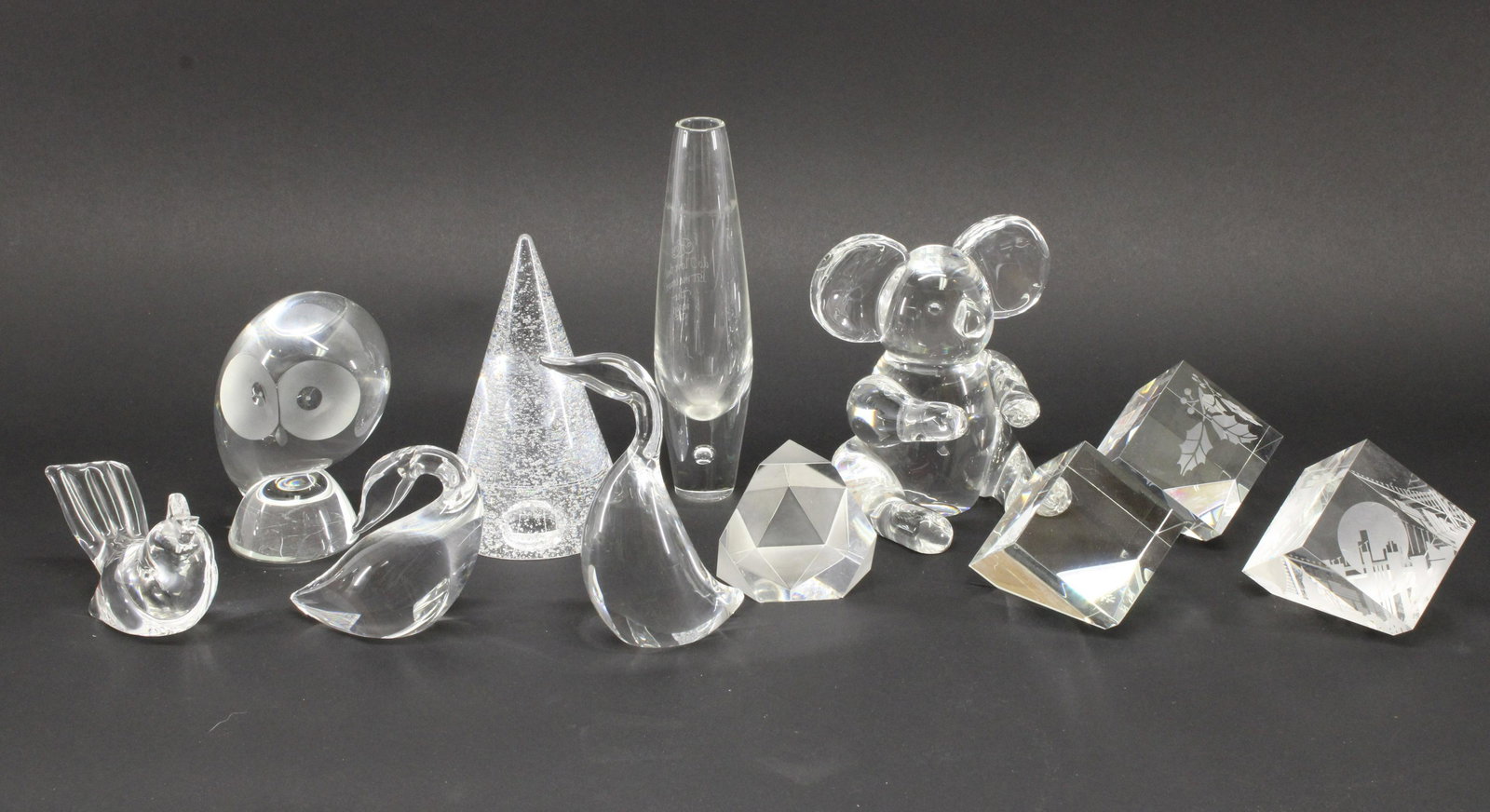 11 Steuben Clear Glass Paperweights & Vase: 11 Steuben Clear Glass Paperweights, animals and a vase Dimensions: Koala 5 3/4" H Property from the Greenwich Village townhouse of Dr John Downey's Estate (NYDOW8072/11)(WT)
