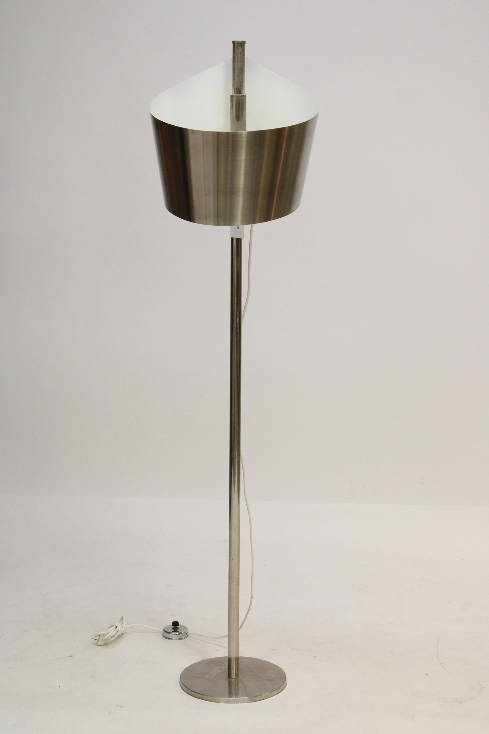Tobia Scarpa Style Chrome Floor Lamp: Tobia Scarpa Style Chrome Floor Lamp Dimensions: 62" H Property from the Estate of an Important New York Modernism Dealer. (NJWA175)(MS)