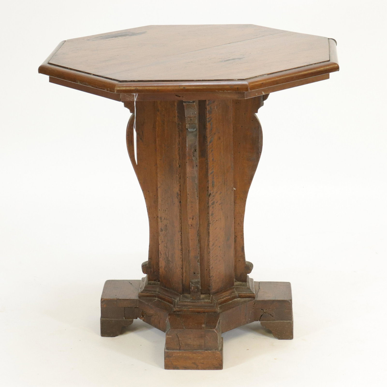 Italian Baroque Octagonal Center Table: Italian Baroque Octagonal Center Table, walnut (RIJO2489)(WT) Dimensions: 28 1/2" H x 26 Sq. Property From the Estate of Richard I Johnson (1925-2020), Chestnut Hill, Massachusetts. Mr. Johnson's exte