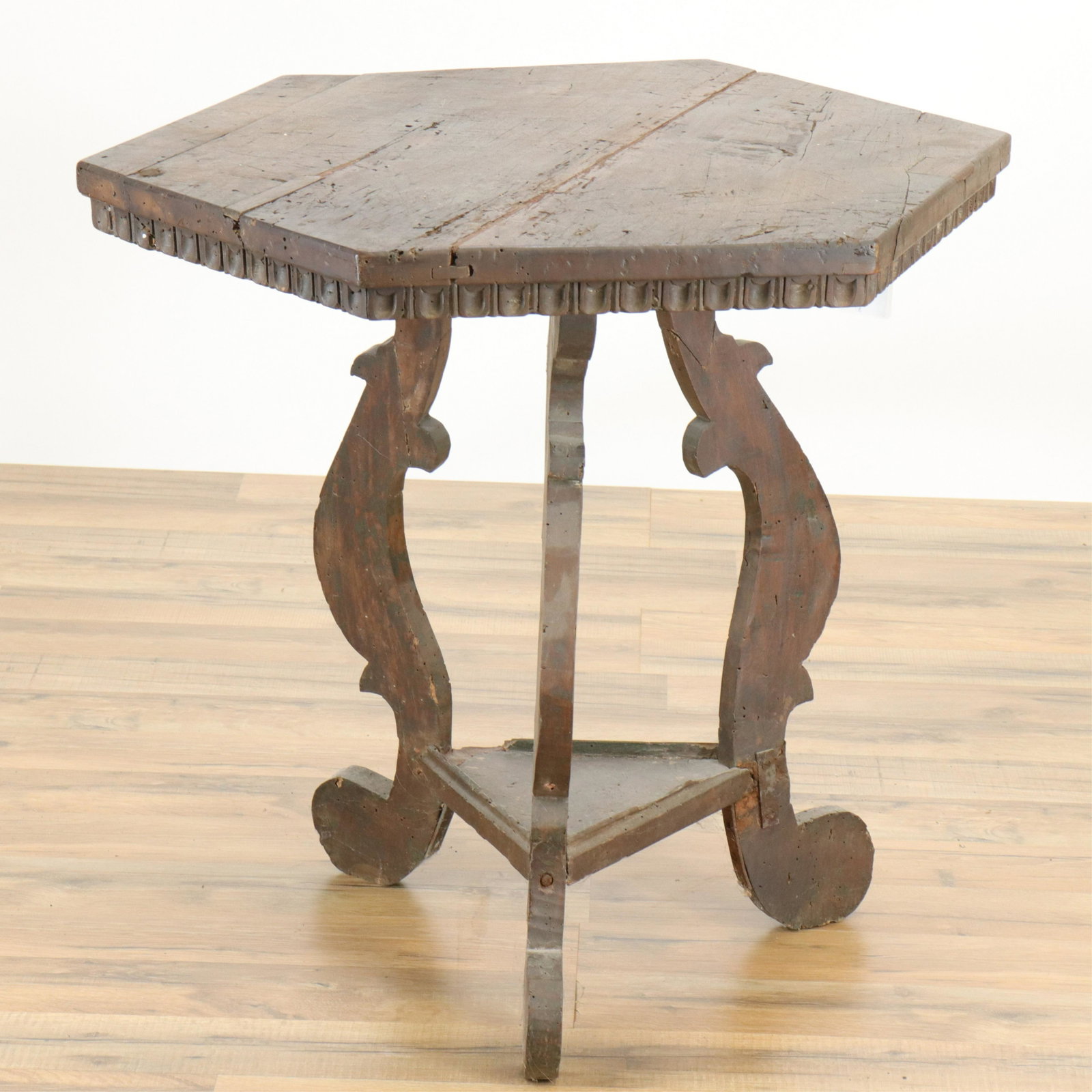 Italian Baroque Style Hexagonal Occasional Table: Italian Baroque Style Hexagonal Occasional Table (RIJO2490)(WT) Dimensions: 26" H x 23 1/2" Sq. Property From the Estate of Richard I Johnson (1925-2020), Chestnut Hill, Massachusetts. Mr. Johnson's e
