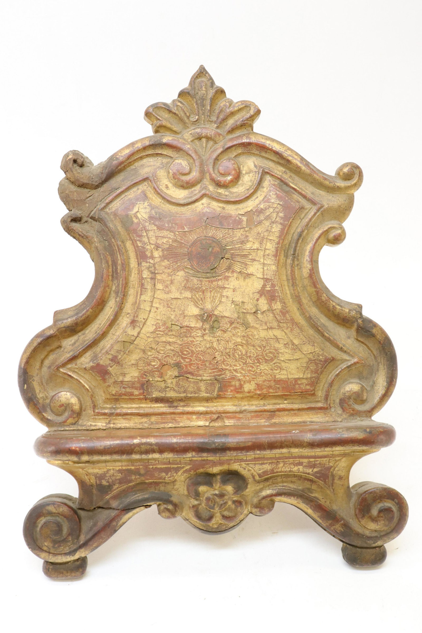 Italian Baroque Style Bible Stand: Italian Baroque Style Bible Stand, giltwood (RIJO2322)(WT) Dimensions: 18" H x 13" W Property From the Estate of Richard I Johnson (1925-2020), Chestnut Hill, Massachusetts. Mr. Johnson's extensive co