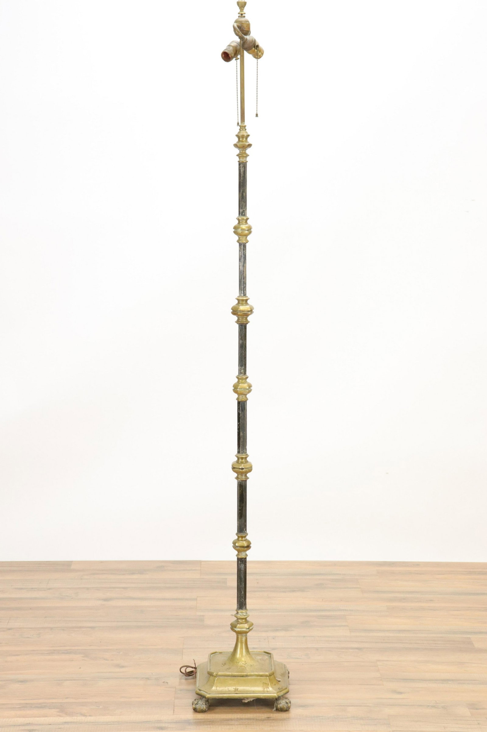 Continental Baroque Style Bronze/Iron Floor Lamp: Continental Baroque Style Bronze & Iron Floor Lamp, claw and squashed ball feet (RIJO2500)(WT) Dimensions: 71" H (overall) x 10" sq. Property From the Estate of Richard I Johnson (1925-2020), Chestnut