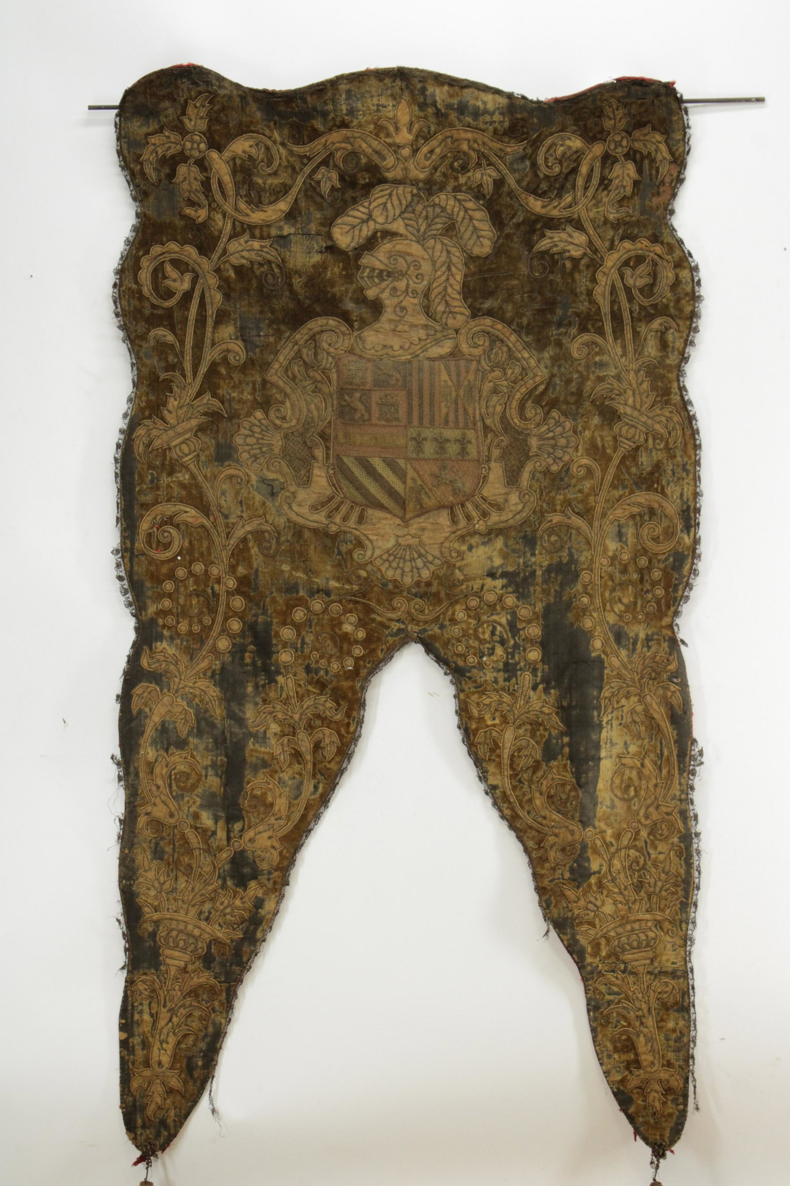 Rococo Embroidered Velvet Armorial Panel, 18th C.: Rococo Metal Embroidered Ochre Velvet Armorial Panel, 18th C. (RIJO866)(MS) Dimensions: 82 1/2" H x 39" W Property From the Estate of Richard I Johnson (1925-2020), Chestnut Hill, Massachusetts. Mr. J