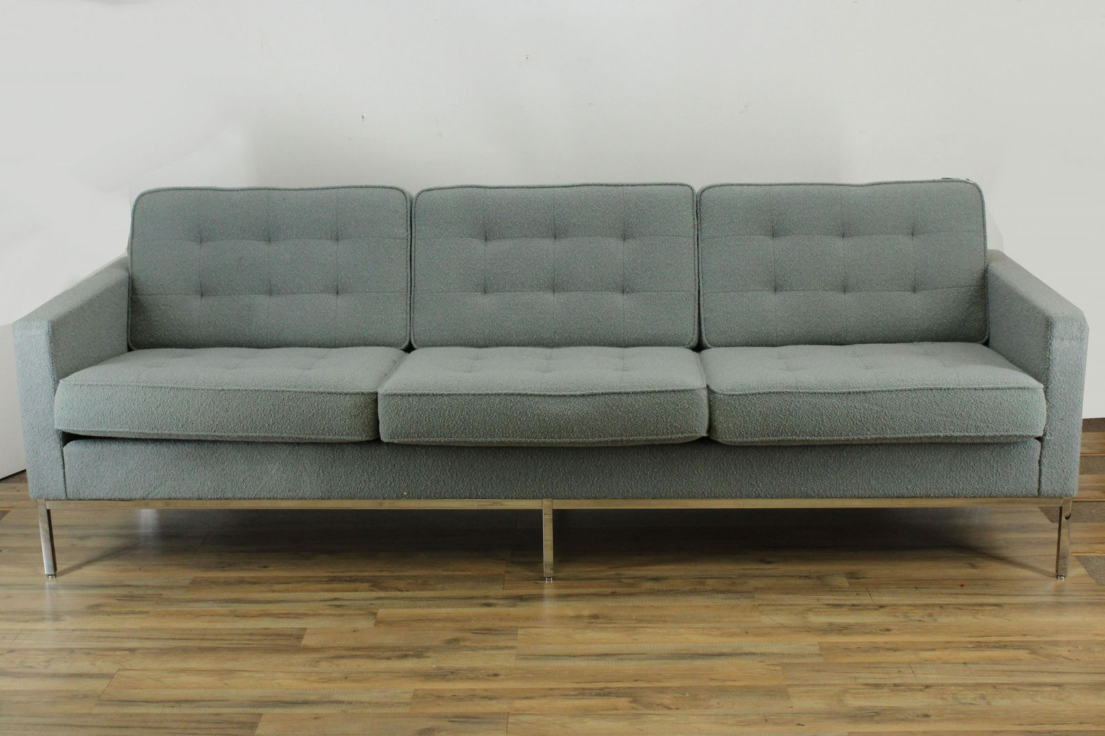 Florence Knoll Sofa for Knoll International (1 of 5)
