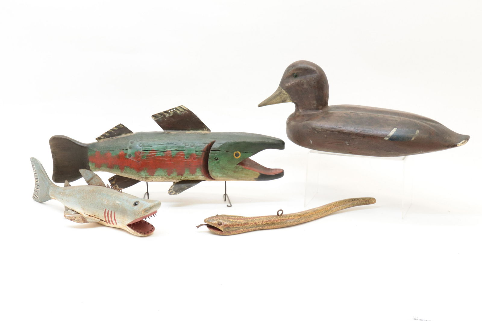 4 Folk Art Animals, Decoys, Fish by J.W. Buttonow (1 of 10)
