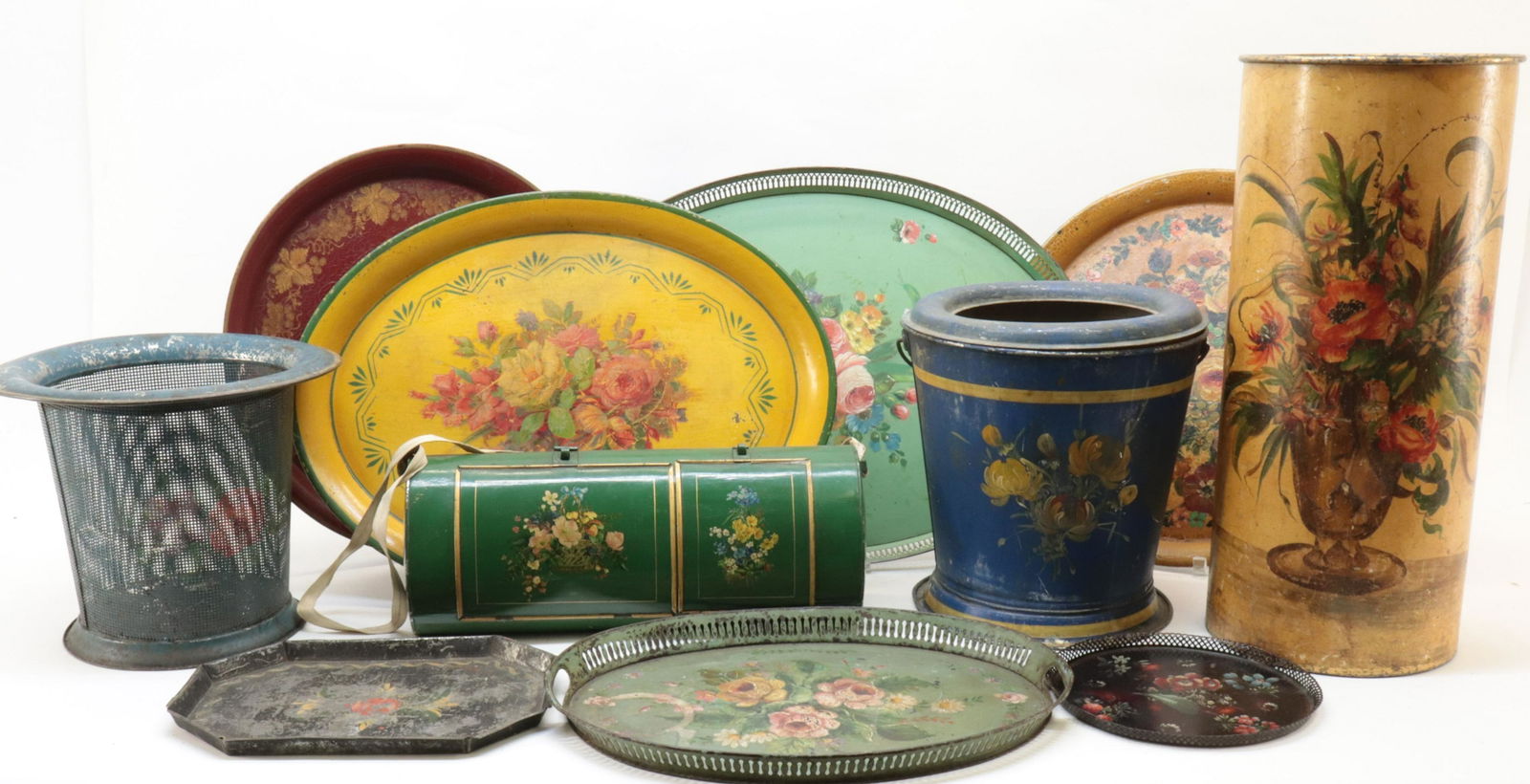 Lot of Tole Trays, Buckets & Hanging Cannister (1 of 6)