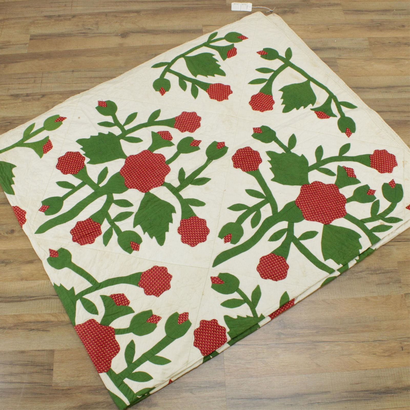 Vintage Quilt: Christmas Cactus (1 of 3)