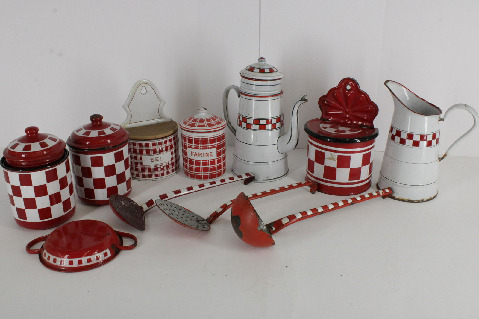 Vintage Red & White Kitchen Enamel Ware (1 of 2)