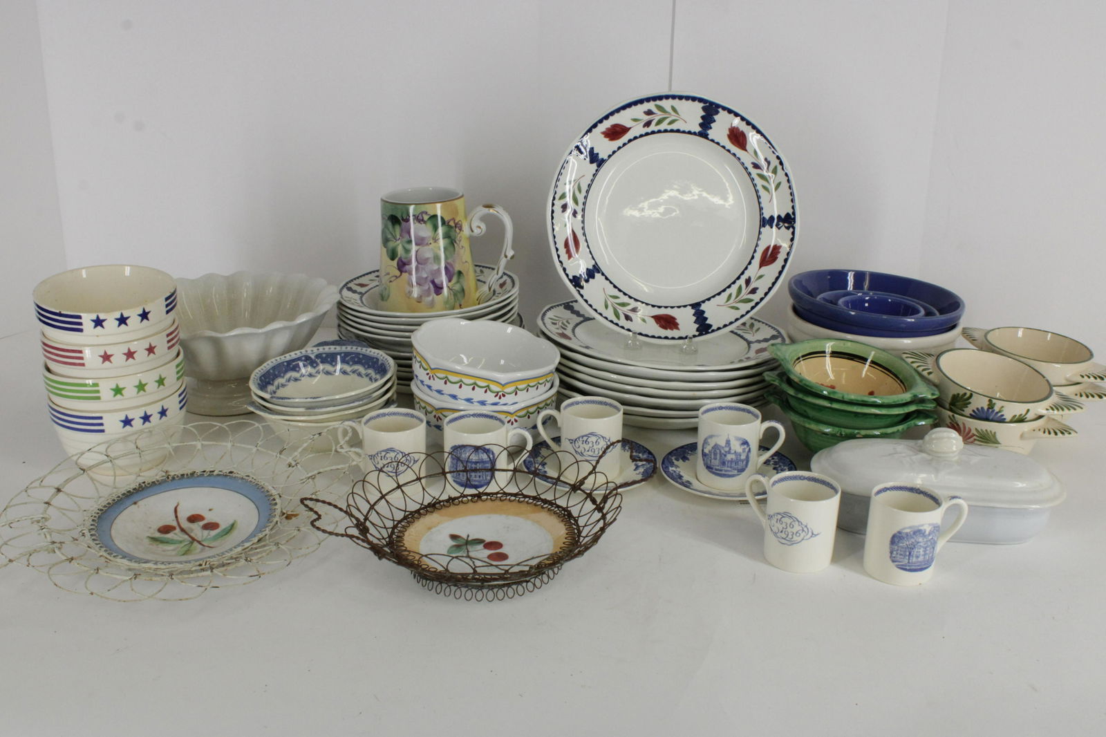 Mixed Lot of Porcelain & Pottery (1 of 4)