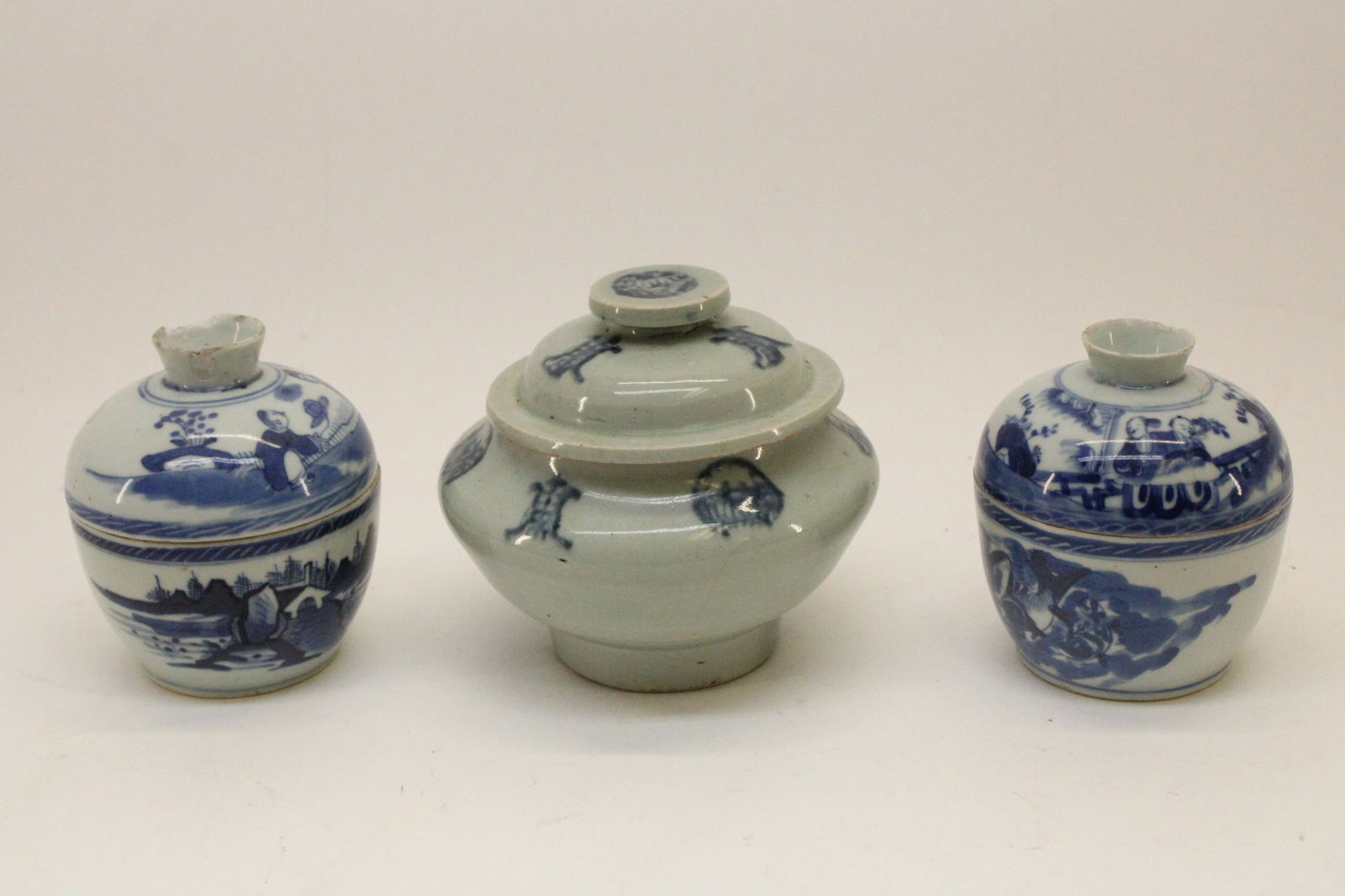 19th C. Lidded Rice Bowls and Jar (1 of 5)