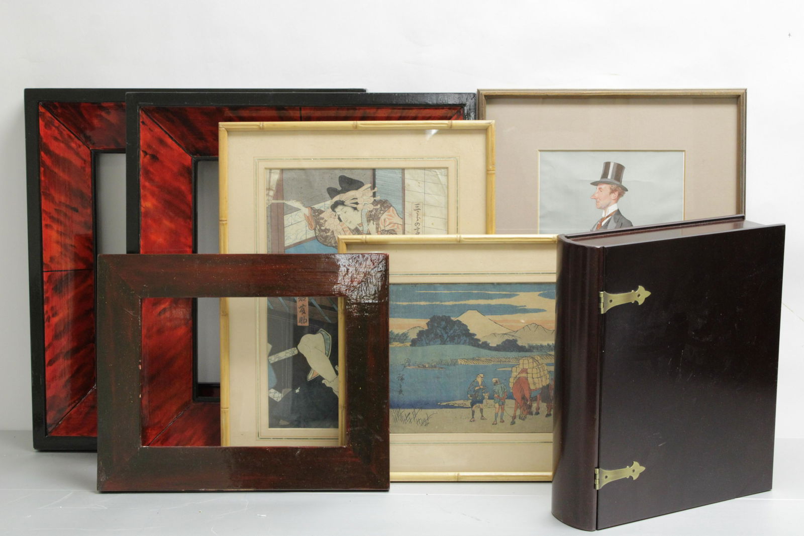 Japanese Woodblock Prints & Faux Tortoise Frames (1 of 8)