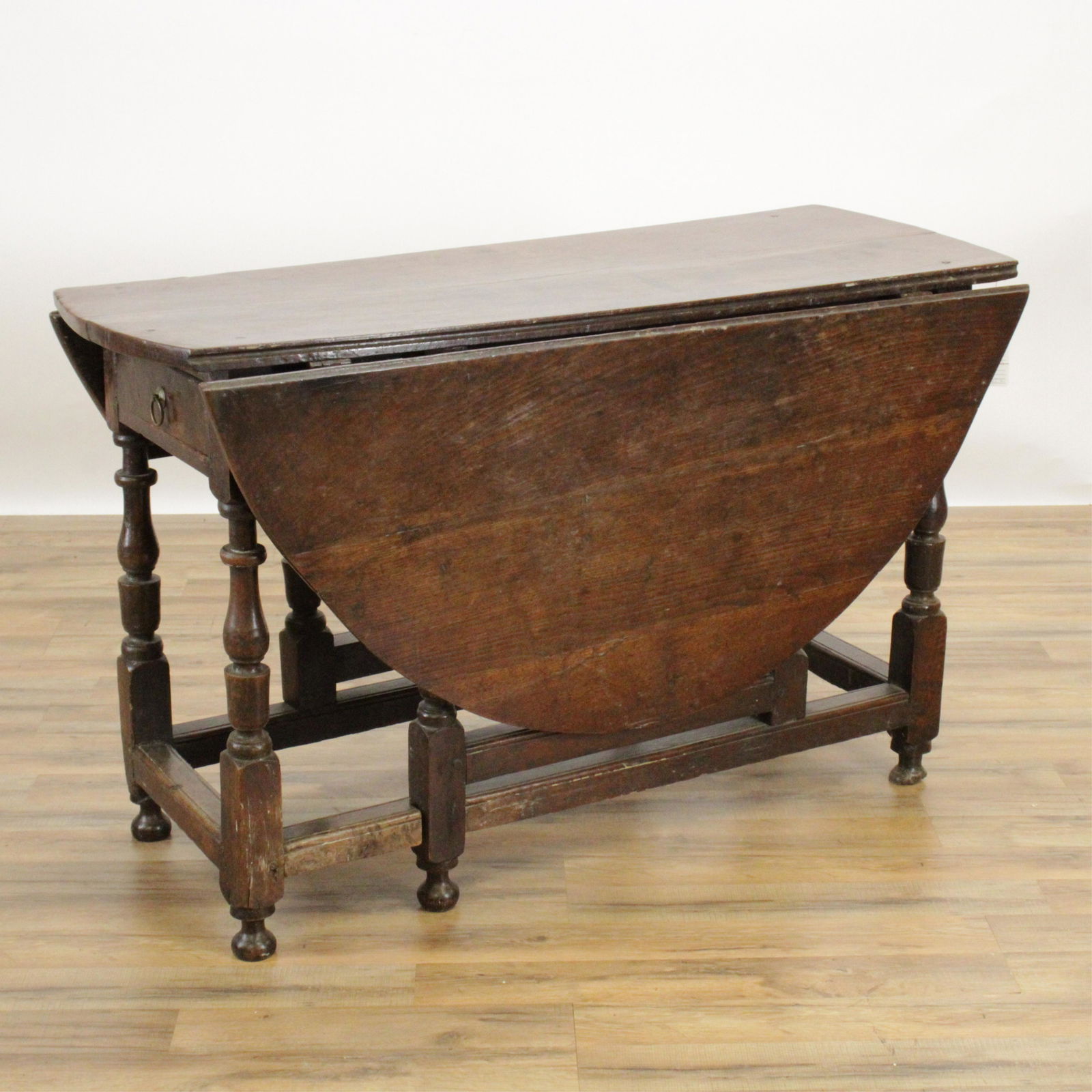 English Elm Gate Leg Table, 18th C (1 of 6)
