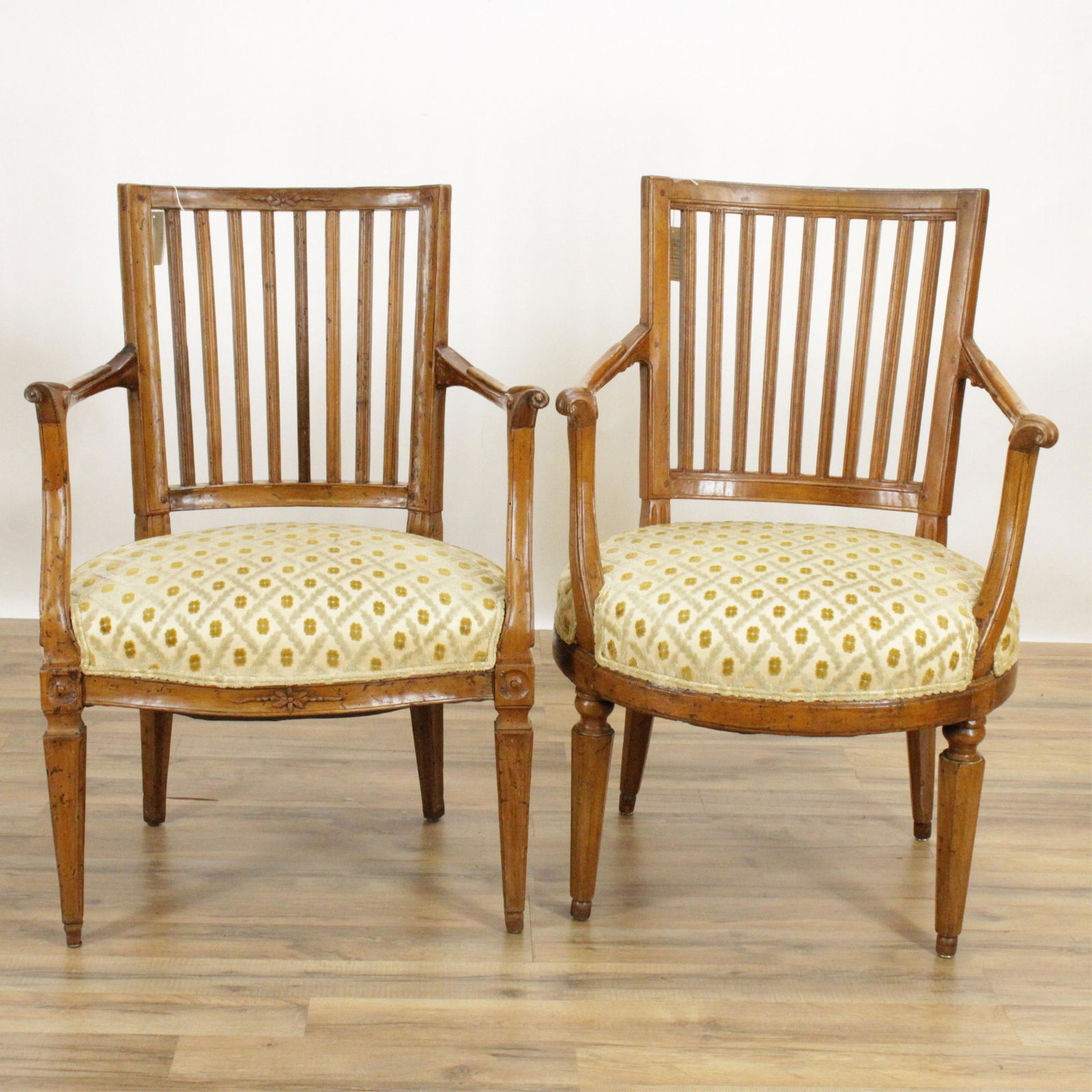 2 Italian Neo-Classic Open Armchairs, 18th C (1 of 7)